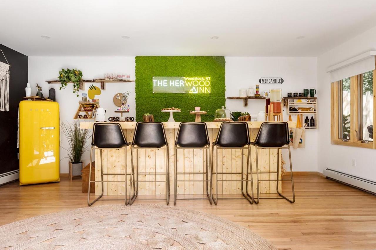 The Herwood Inn Woodstock Exteriör bild
